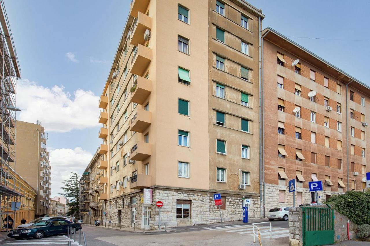 Apartman Altamar Rijekaアパートメント エクステリア 写真